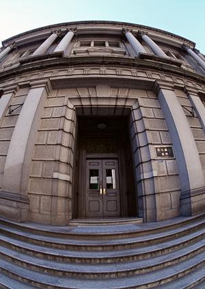 ブリタニア銀貨の価格や人気ランキングを徹底比較！投資家必見の販売情報を紹介します